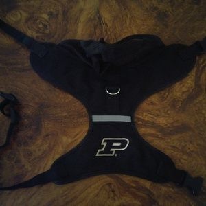 Purdue dog harness size medium!